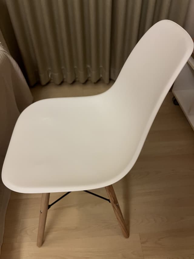 Regular chair